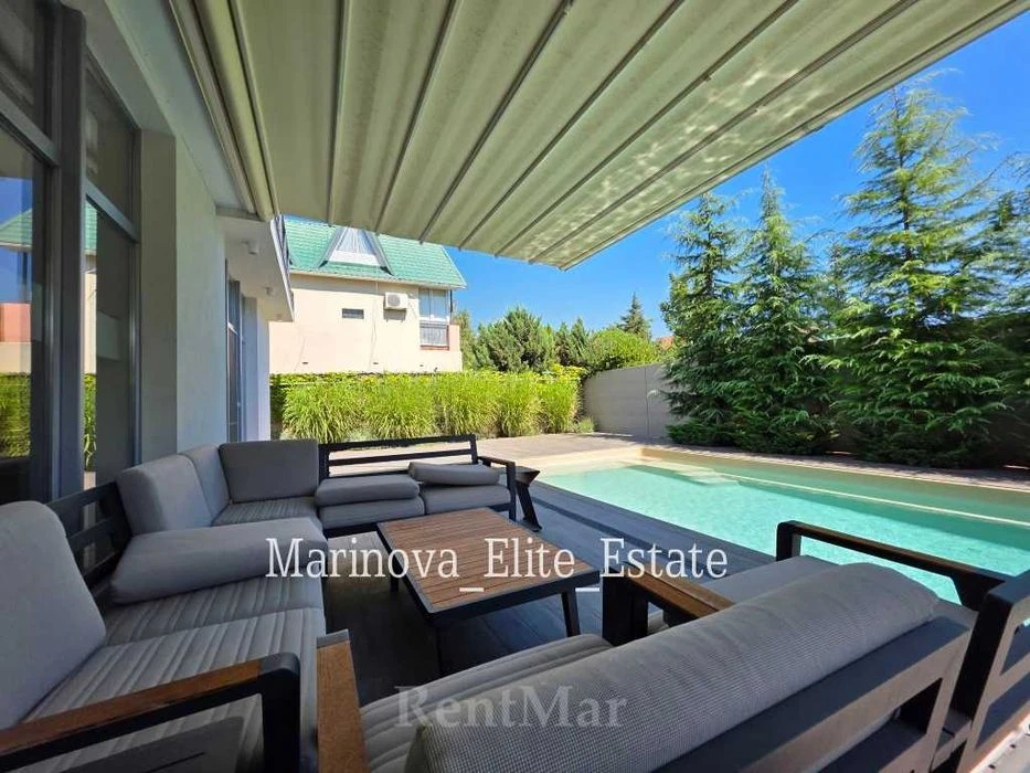 LUXURY VILLA с бассейном Рядом море Совиньон 1 Видео! Большо