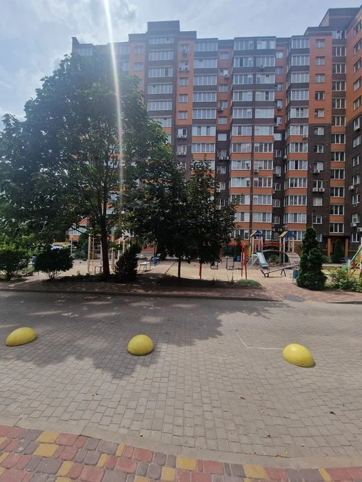 Продажа 2ой квартиры в новострое Набережный квартал