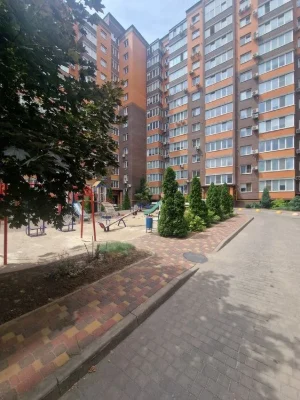 Продажа 2ой квартиры в новострое Набережный квартал