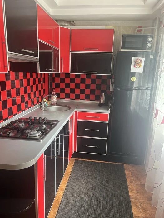 Продам власну 3х квартиру на Космосі