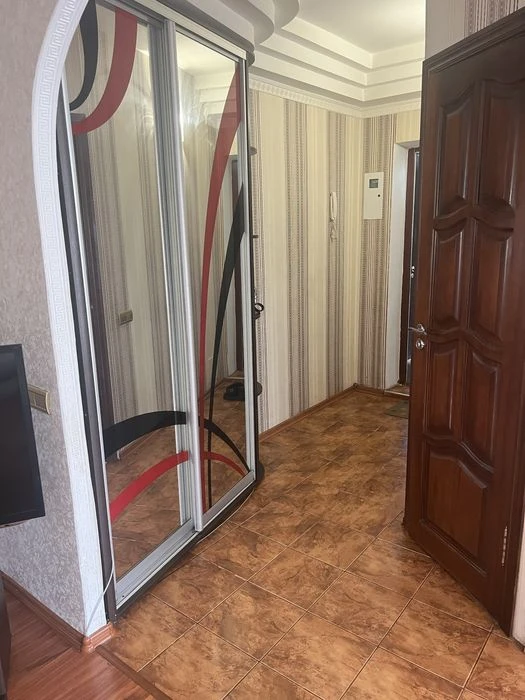 Продам власну 3х квартиру на Космосі