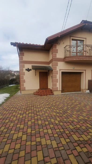 Продаж будинку, дуплекс, будинок