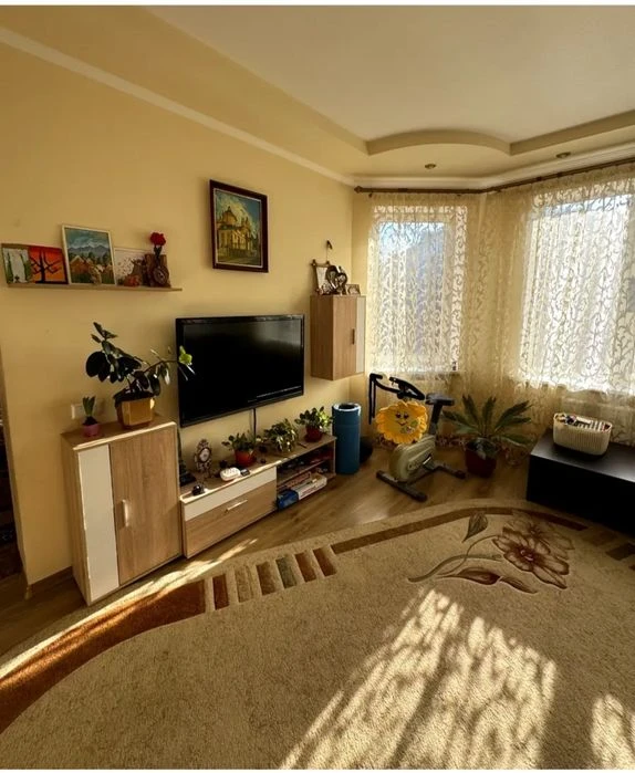 Продаж будинку, дуплекс, будинок