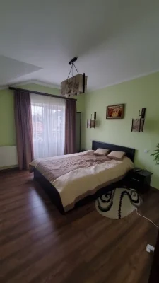 Продаж будинку, дуплекс, будинок