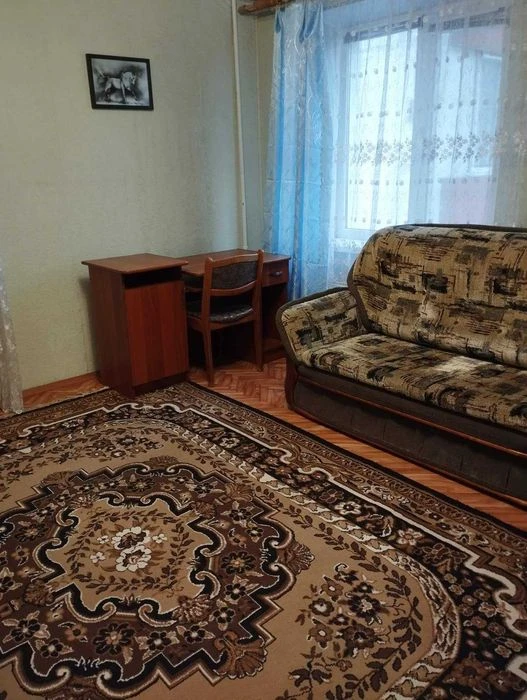 Продаж 1-кімнатної квартири на М.Лушпи