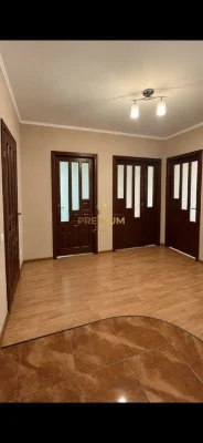 Продаж 2-кімн. квартири на Львівська, Дружба