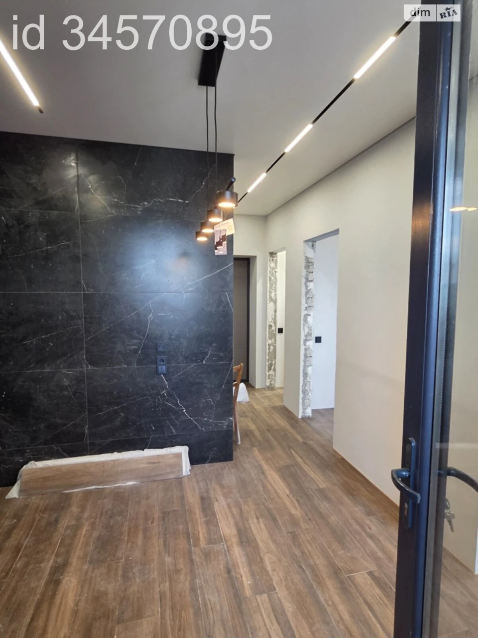 Sale Apartment Dalnya Zhuravlivka