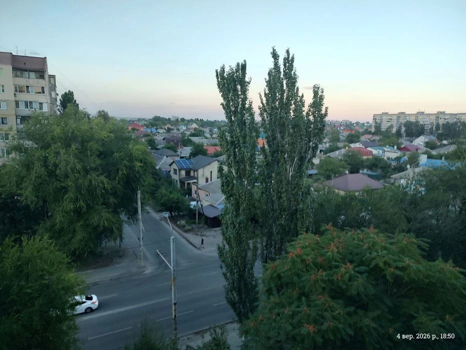 БЕЗ КОМІСІЇ продам квартиру 3х кімнатну з ремонтом вул Калин
