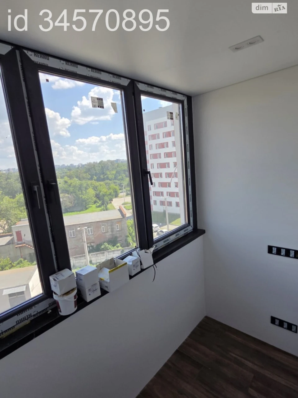 Sale Apartment Dalnya Zhuravlivka