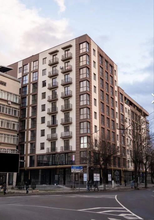Паркомісце в ЖК Central House , Василіянок , Гриневичів