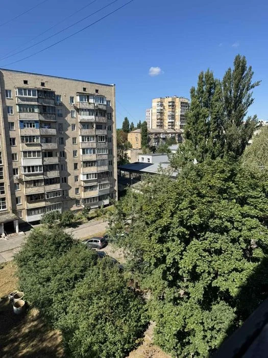 Продам 1 кімнатну квартиру вул. Гавела  21 Б