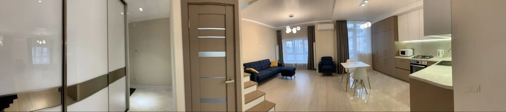 Продаж 2-х рівневоі квартири 74м в  ЖК «Львівський дворик»