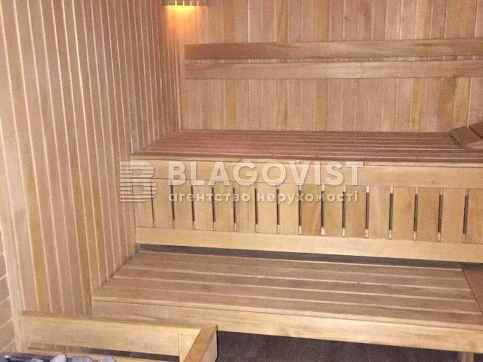 Будинок. Київ, Святищенська вул.