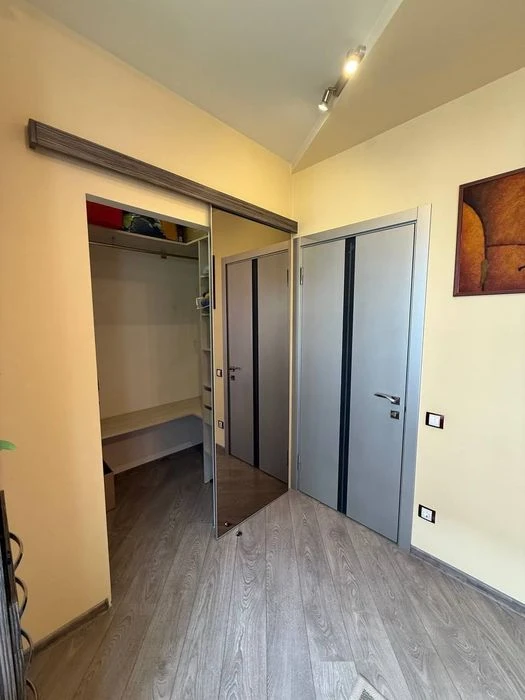 Продаж 2-кімнатної квартири 44 кв.м вул. Донецька, 61, Севас