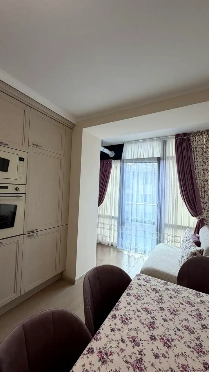 Продаж квартири 1-кімн. 45.9 м² 4/11 пов.