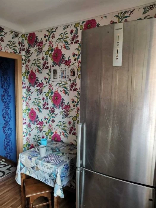 Продам 2-х кімнатну  квартиру у центрі  міста