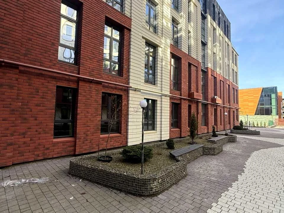 Квартира. Львів, Генерала Чупринки вул. (Пушкіна), (Будинок)