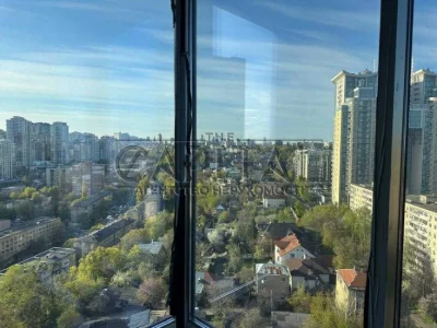 Видова 4-кімнатна квартира в Edelweiss House преміальний ком
