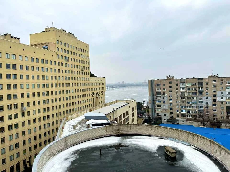 Квартира. Дніпро, Крутогірний узвіз (Рогальова)