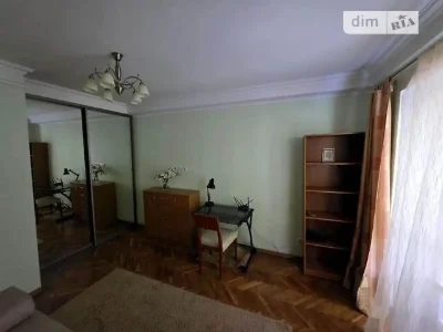 Довготривала оренда 2к квартири на пл. Солом'янська 38 • ID