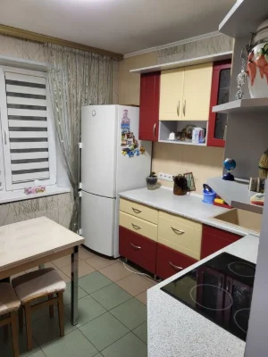 Продам свою 3-кімнатну квартиру на ж\м Перемога-5