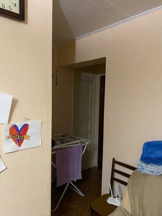 Без комісії! Продаж 3 кімнатна з меблями по вул. Незалежної