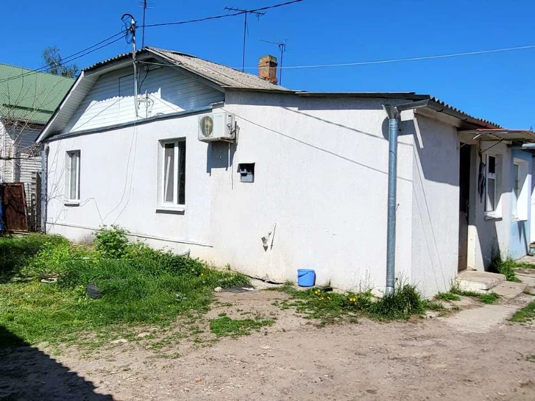 Будинок. Полтава, Братів Тютюнників вул. (Горького)