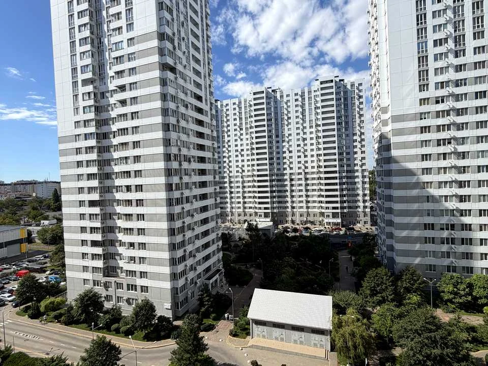 Квартира. Одеса, Березова вул., 2к