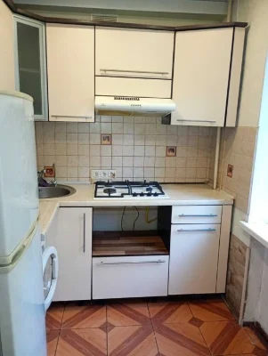+Продам 2 ком.квартиру ул.Гоголя, 18500 дол. Малый рынок