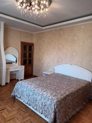 + Центр!Продам 2 ком.полн.квартиру р-н пр. Металлургов, 2100