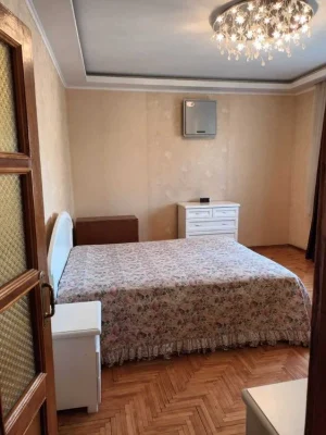+ Центр!Продам 2 ком.полн.квартиру р-н пр. Металлургов, 2100