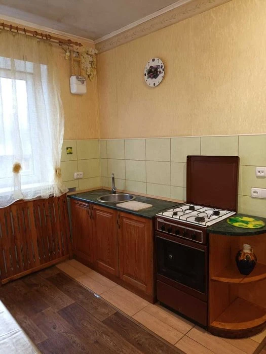 + Центр!Продам 2 ком.полн.квартиру р-н пр. Металлургов, 2100