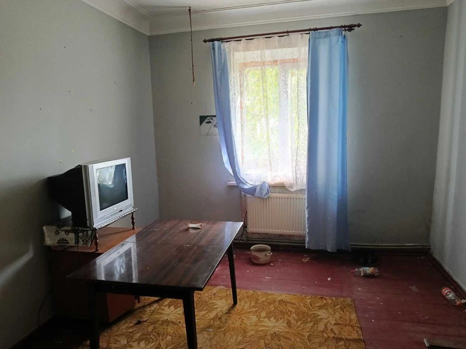 Продається будинок в чудовому місці !