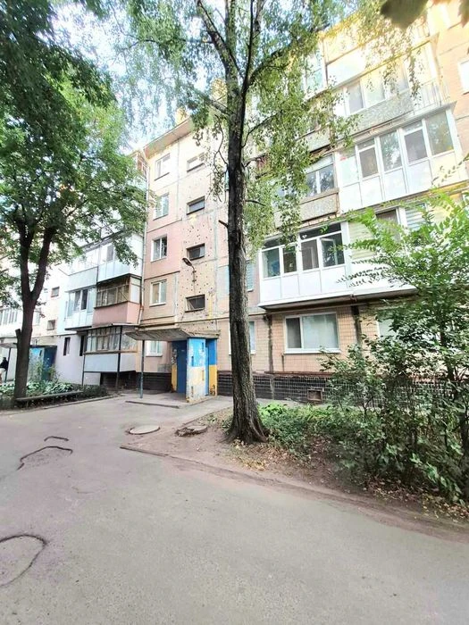 Продам 2-о кімнатну квартиру в районі Дендропарку та Європей