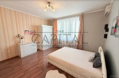 Продаж квартири, вул. Дніпровська набережна, Дарницький р-н,
