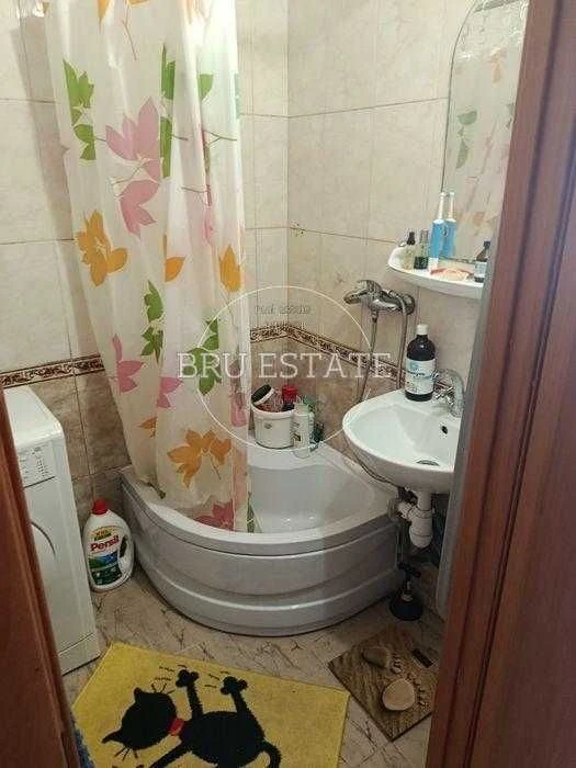 Продам 1 к п-т  Ч.Калини 32 д