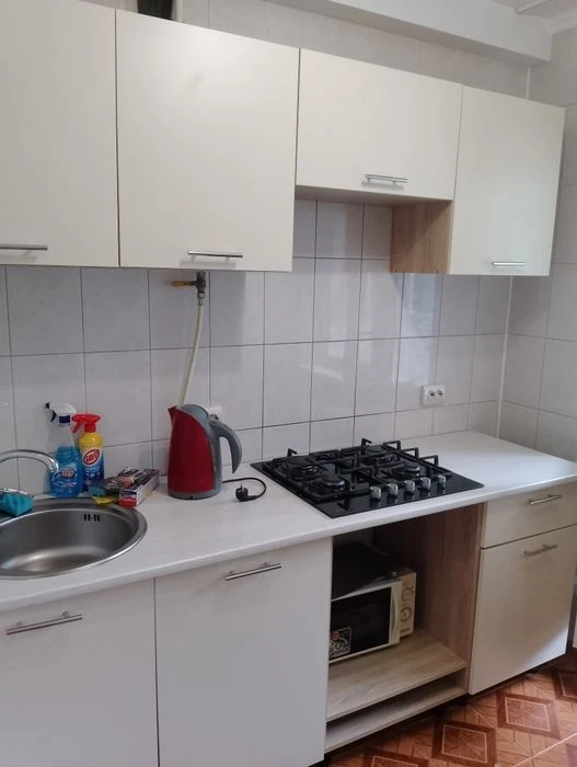 Квартира гарна для життя, підійде під комерцію
