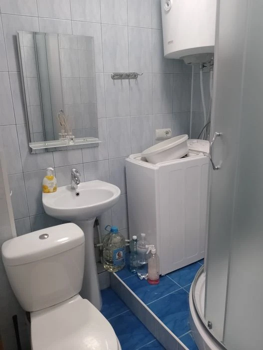 Квартира гарна для життя, підійде під комерцію
