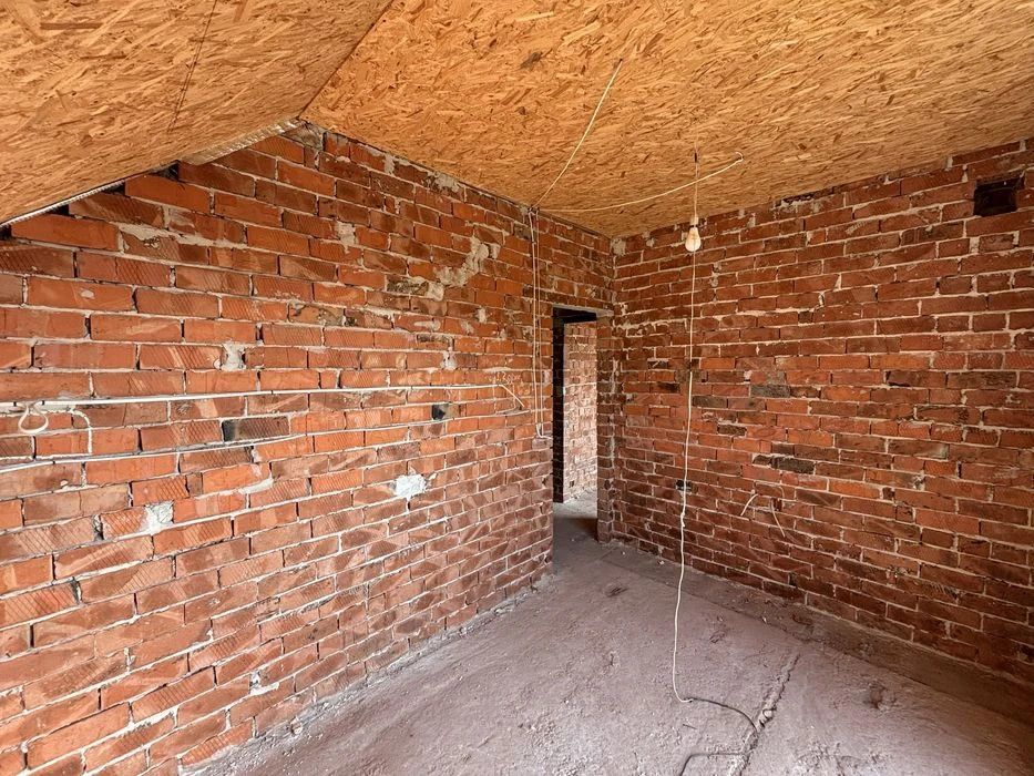 Будинок 151 м2 | 6 соток | В межах міста