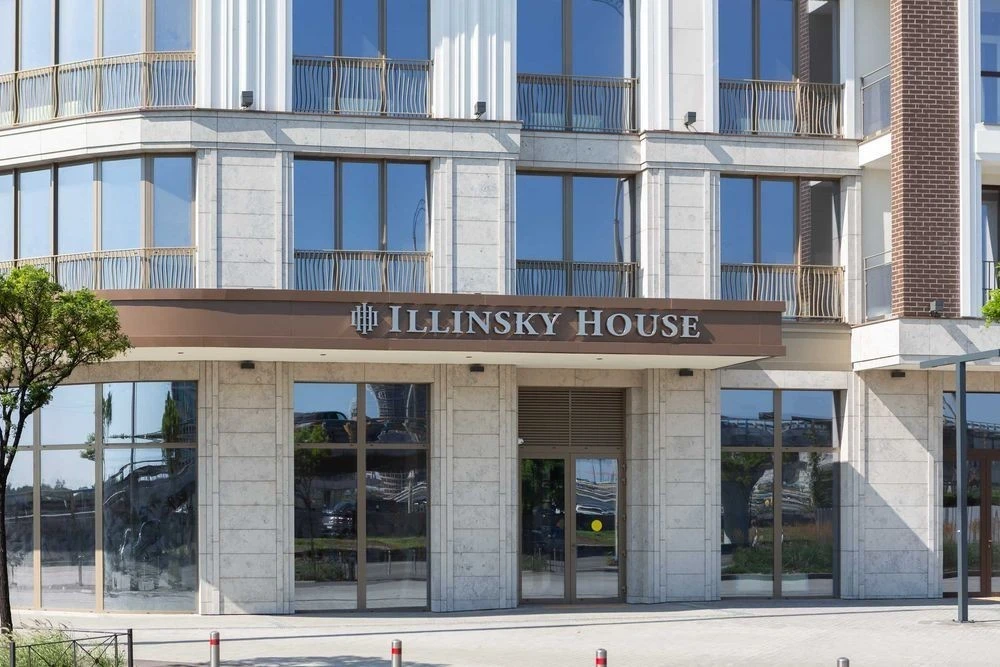 Illinsky House | 1 room 57m² | View of Podil | Clubhouse |