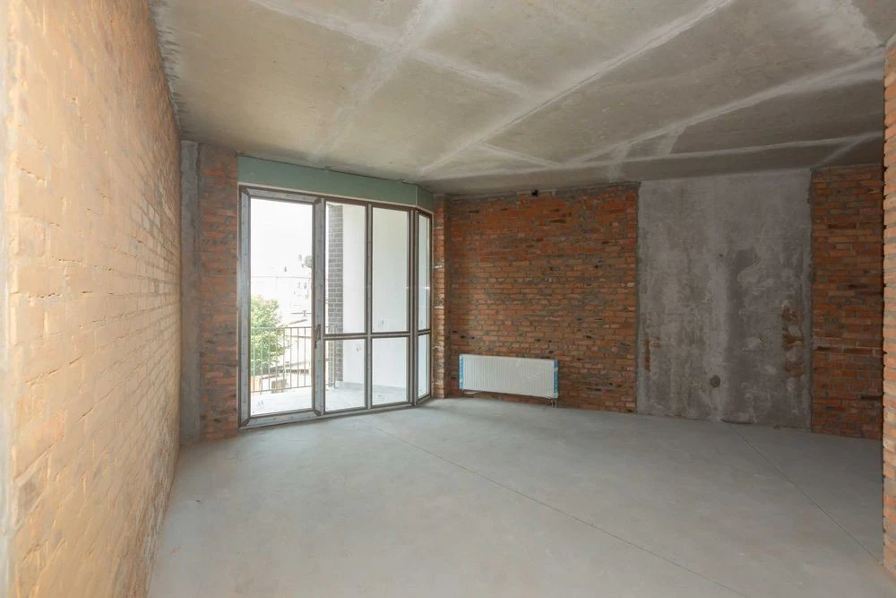 Illinsky House | 1 room 57m² | View of Podil | Clubhouse |