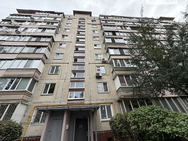 Продаж 3к квартири 65 кв. м на вул. Олега Мудрака 23Б • ID 3