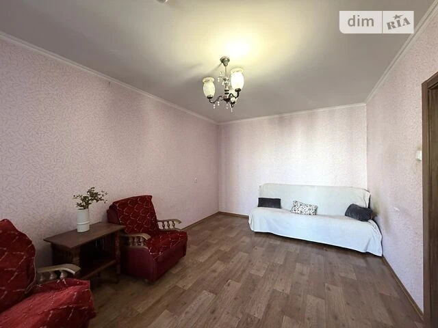 Продаж 3к квартири 84.7 кв. м на вул. Ващенка Григорія 3 • I
