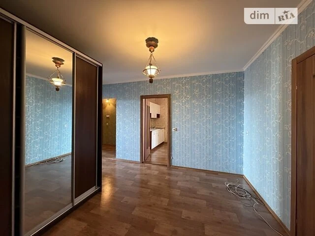 Продаж 3к квартири 84.7 кв. м на вул. Ващенка Григорія 3 • I