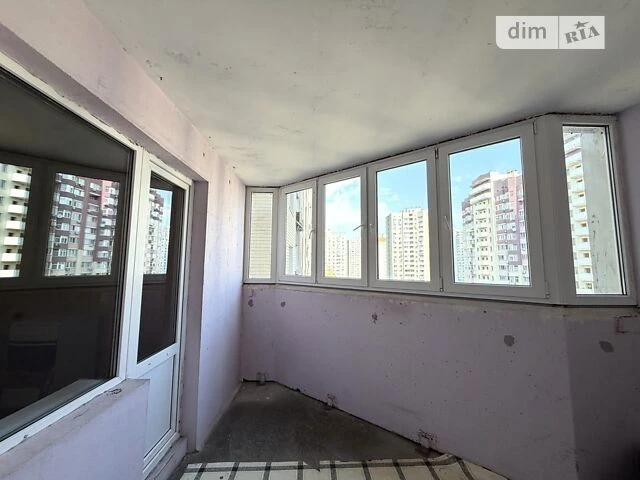 Продаж 3к квартири 84.7 кв. м на вул. Ващенка Григорія 3 • I