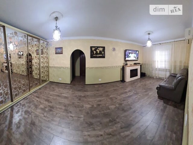 Продаж 3к квартири 75.4 кв. м на вул. Ревуцького 44 • ID 348