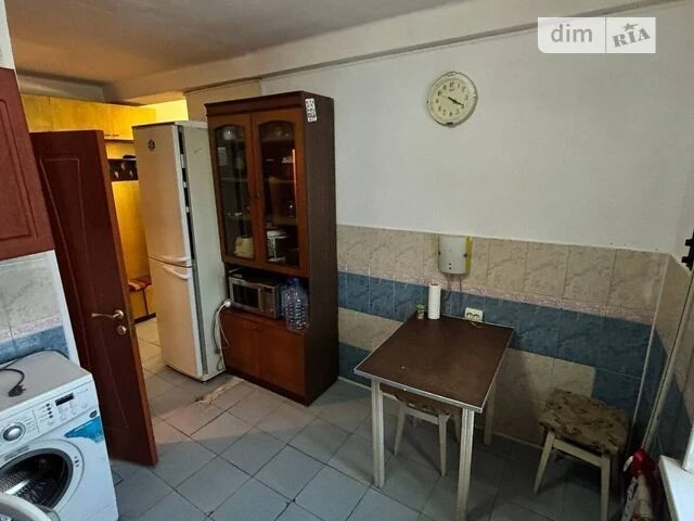 Продаж 2к квартири 52.6 кв. м на просп. Володимира Івасюка 7
