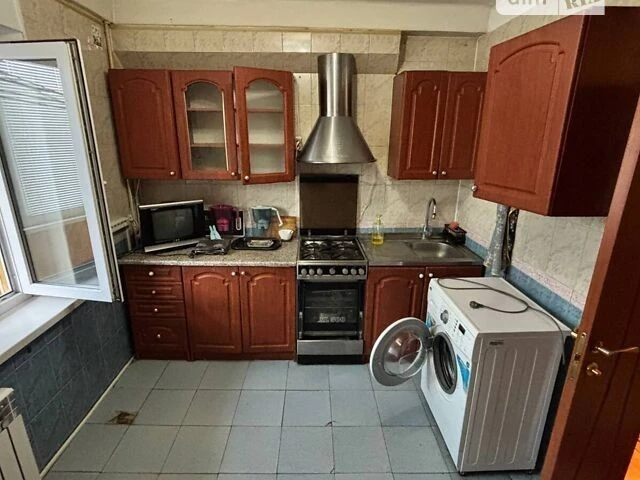 Продаж 2к квартири 52.6 кв. м на просп. Володимира Івасюка 7