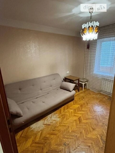 Продаж 2к квартири 52.6 кв. м на просп. Володимира Івасюка 7