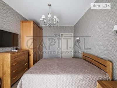 Продаж 3к квартири 83.9 кв. м на вул. Маккейна Джона 1 • ID